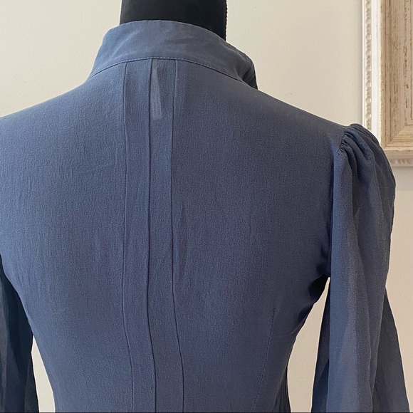 CUE Vintage 100% Silk Blue Collared Blouse with buttons Formal Classic Size 8 - Picture 12 of 13